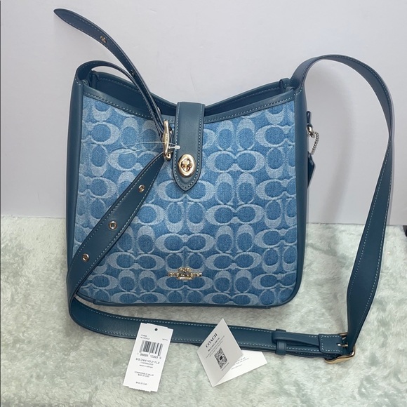 Coach Handbags - NWT Coach Denim ‘Hadley’ Crossbody